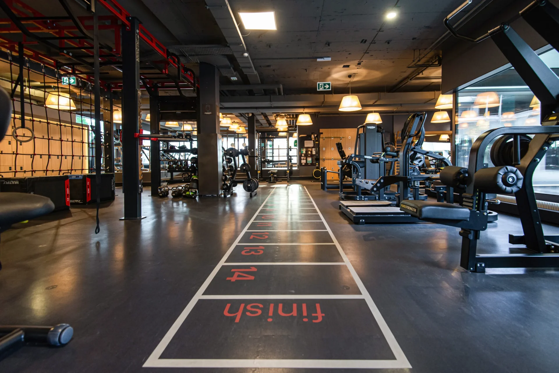 evo fitness bern functional zone sprint track window light