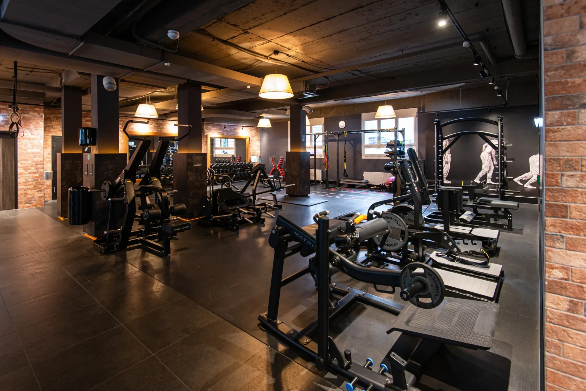 evo fitness lucerne strength area plate loaded machines industrial