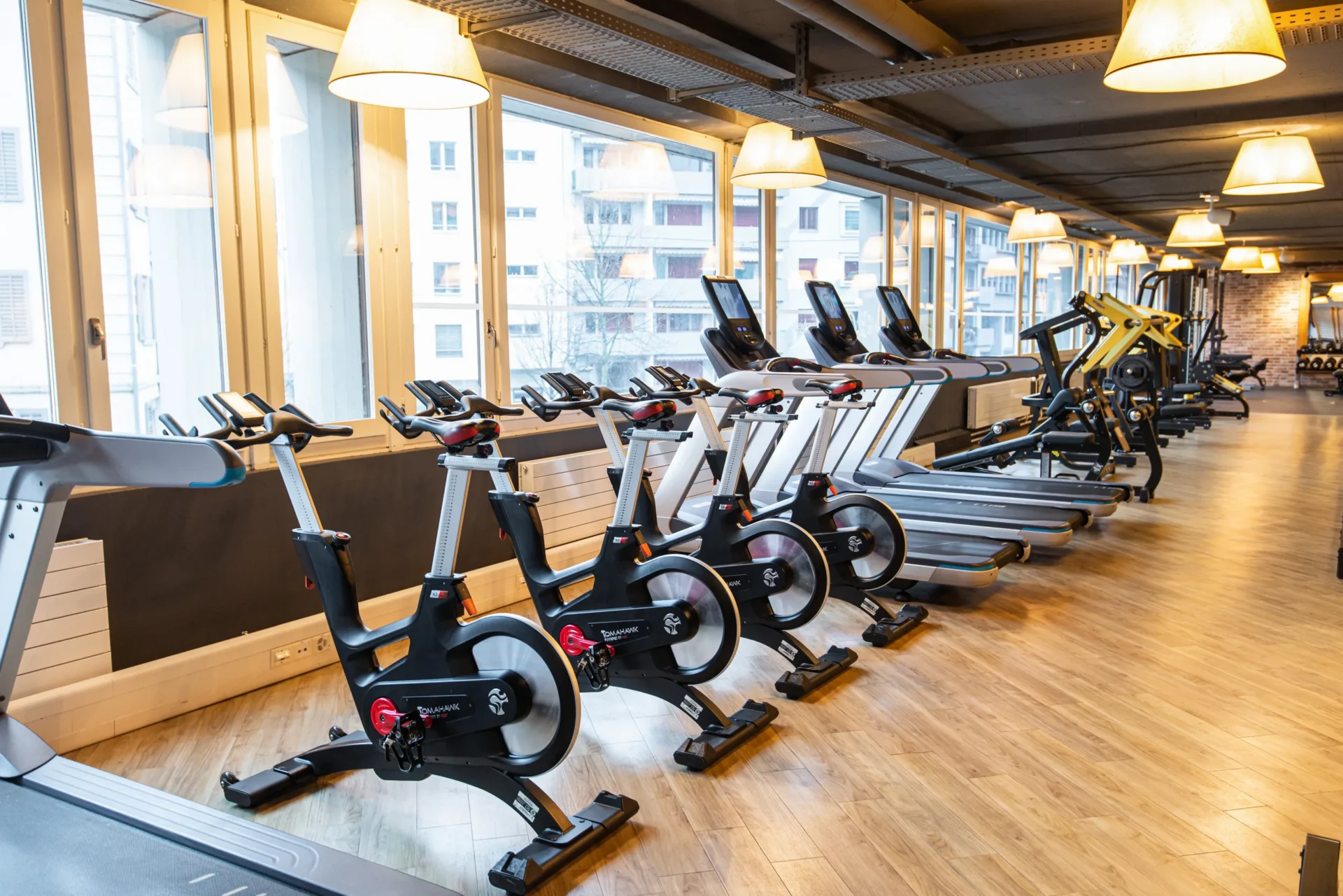 evo zurich oerlikon studio cardio zone exercise bikes